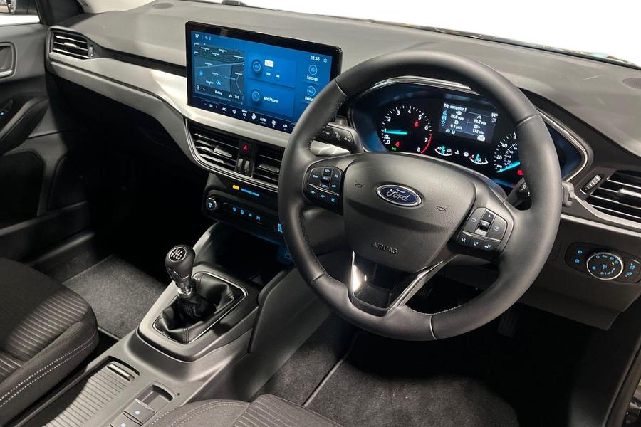 Ford Focus Photo autoimg-8cadabe9728eccae4327b6e55ba67c9f05627145.jpg