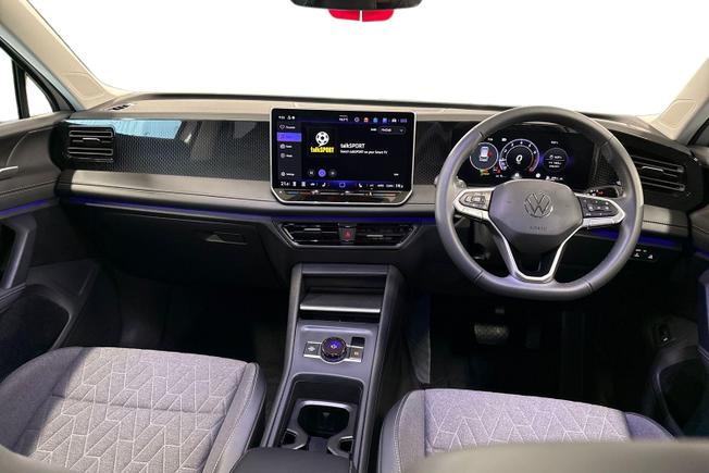 VOLKSWAGEN Tiguan Photo 10