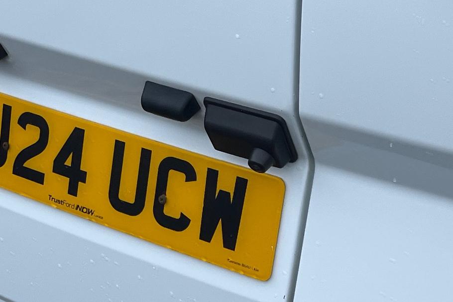 Used Ford TRANSIT CUSTOM MJ24UCW 32