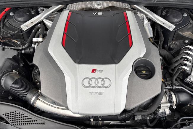 Audi RS5 Photo 49