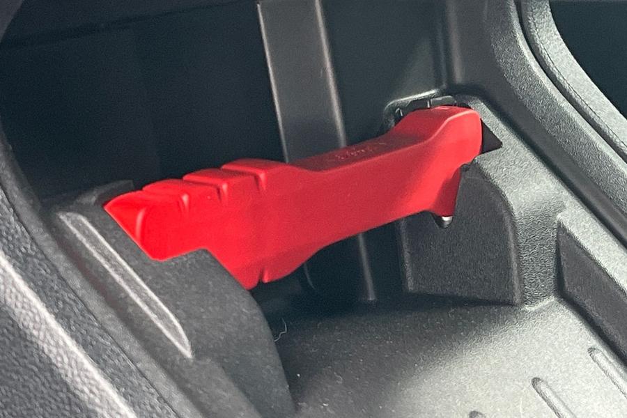 Ford Explorer Photo autoimg-8cbe1053010684b7e0b22c26321f6e5826b44477.jpg