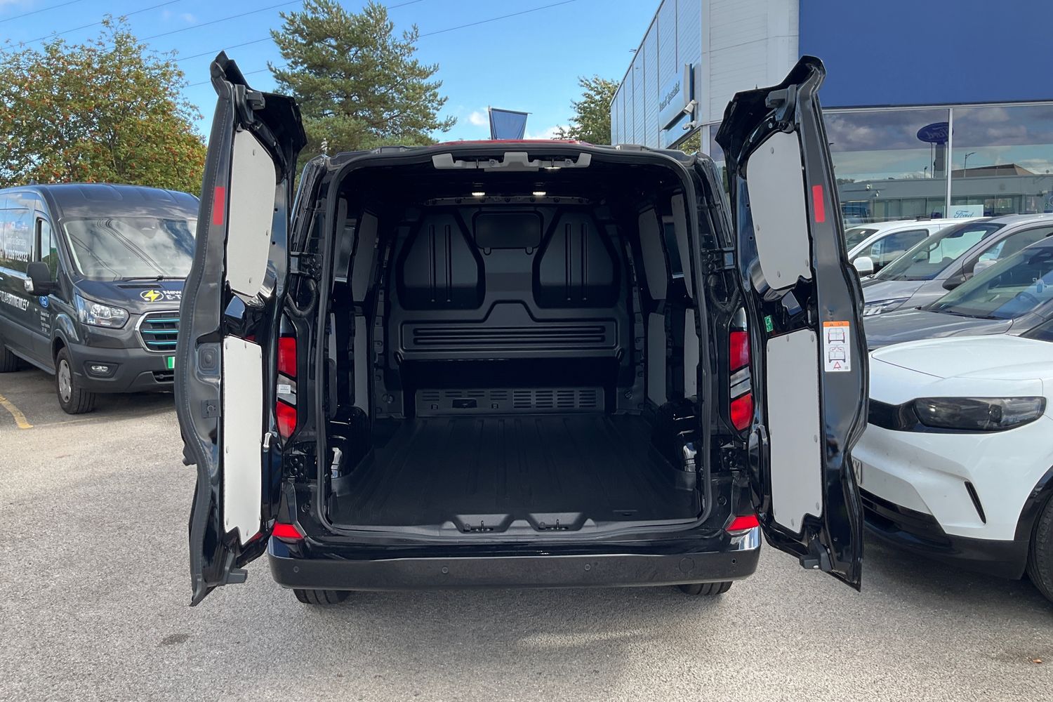 Ford TRANSIT CUSTOM Photo 5