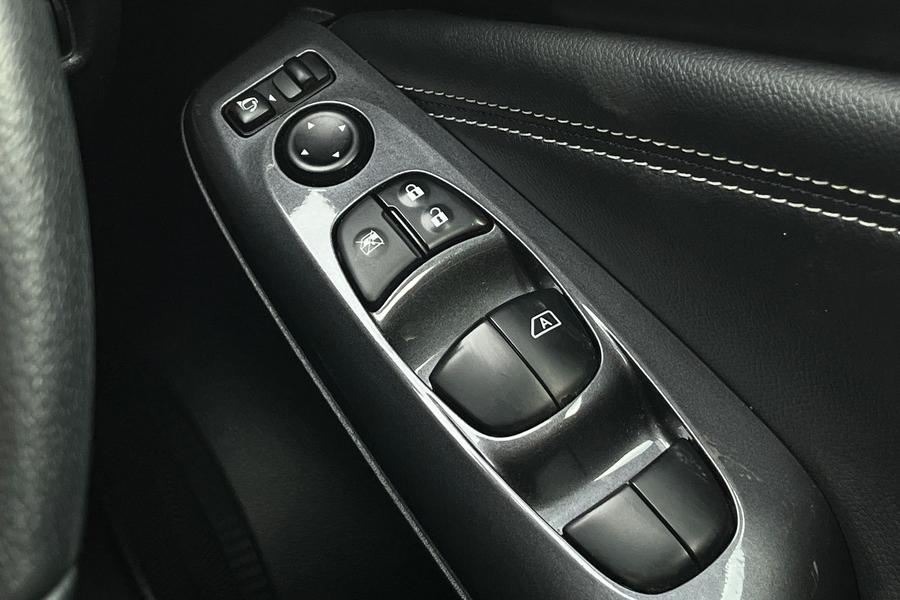 Nissan Juke Photo autoimg-8cc60be3c50cdb02a0268fd9ebb74cdaa62d6700.jpg