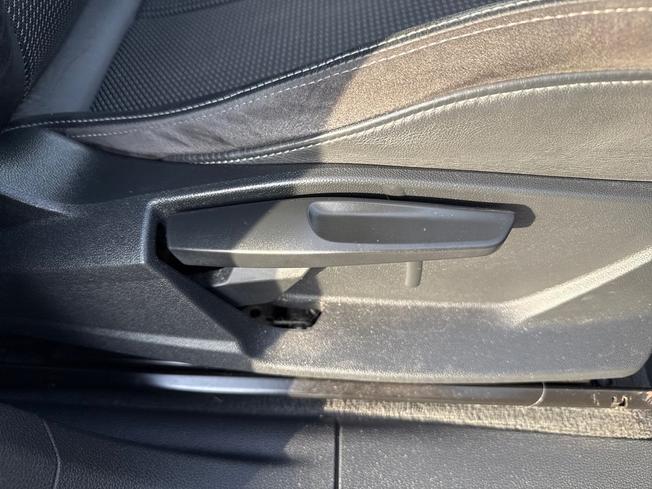 AUDI Q3 Photo 32