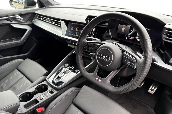 AUDI A3 Photo 6