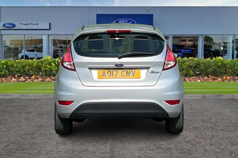 Ford FIESTA Photo autoimg-8cd5245599b73d1183571750285b2ca937e95051.jpg