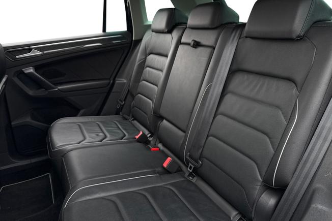 VOLKSWAGEN Tiguan Photo 9