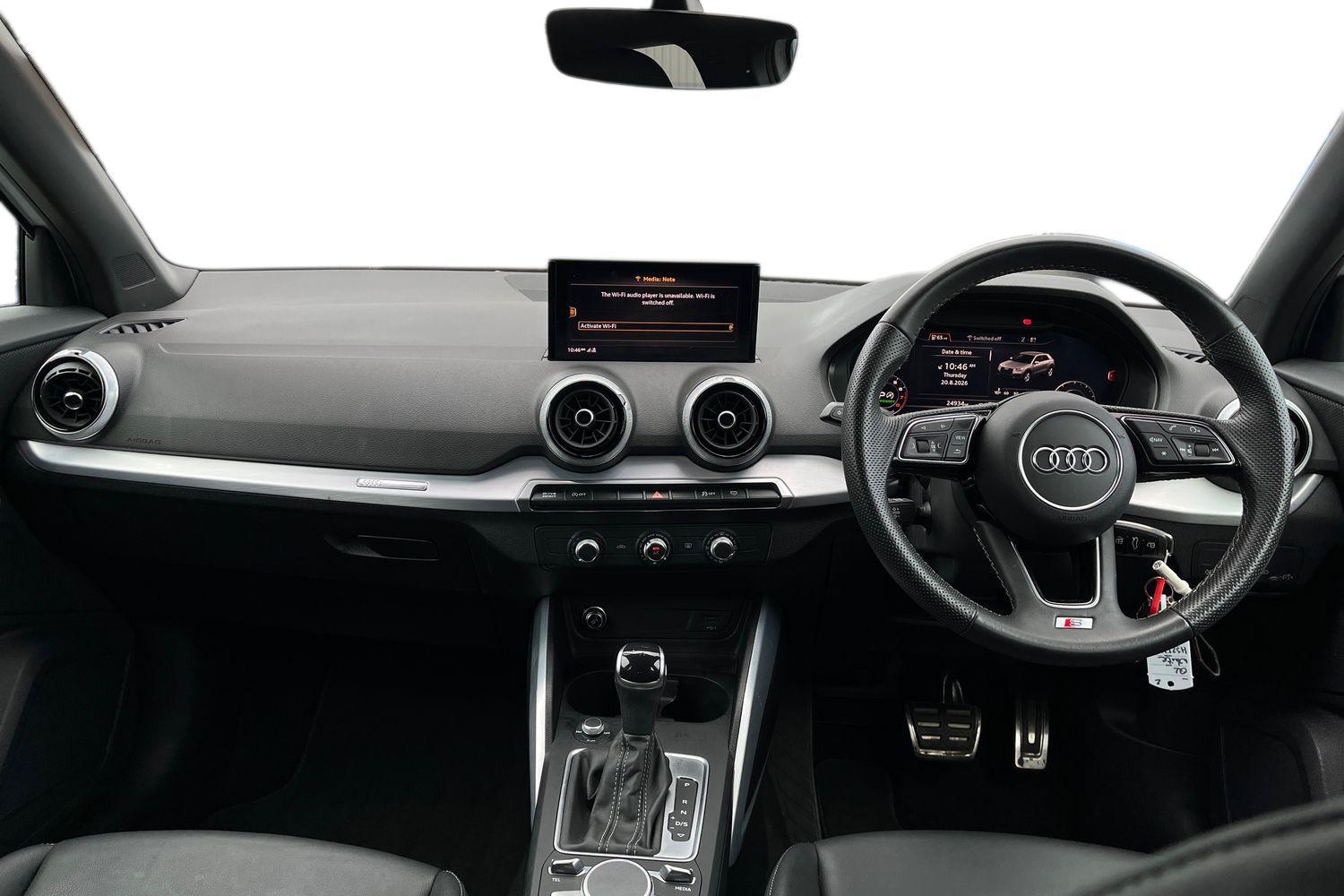 Audi Q2 Photo 9