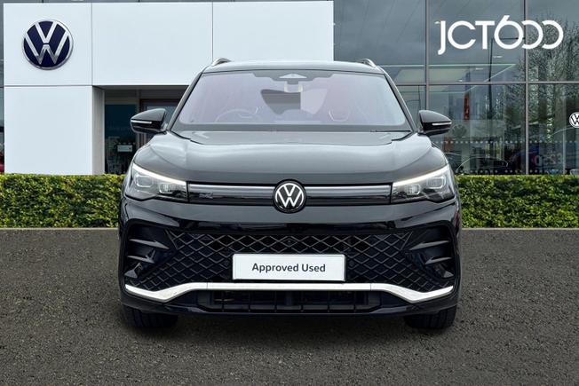 VOLKSWAGEN Tiguan Photo 8