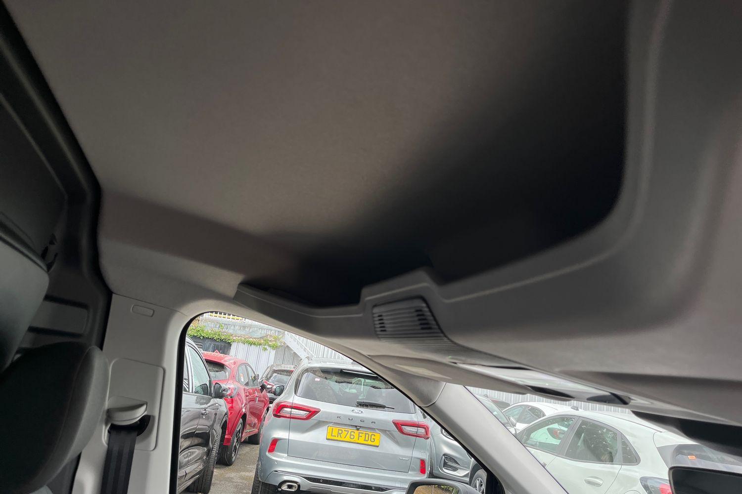 Ford TRANSIT CONNECT Photo 33
