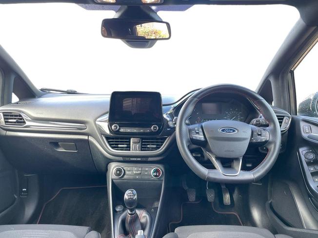 FORD Fiesta Photo 10
