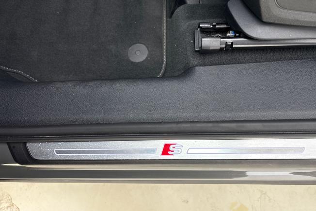 Audi Q3 Photo 23