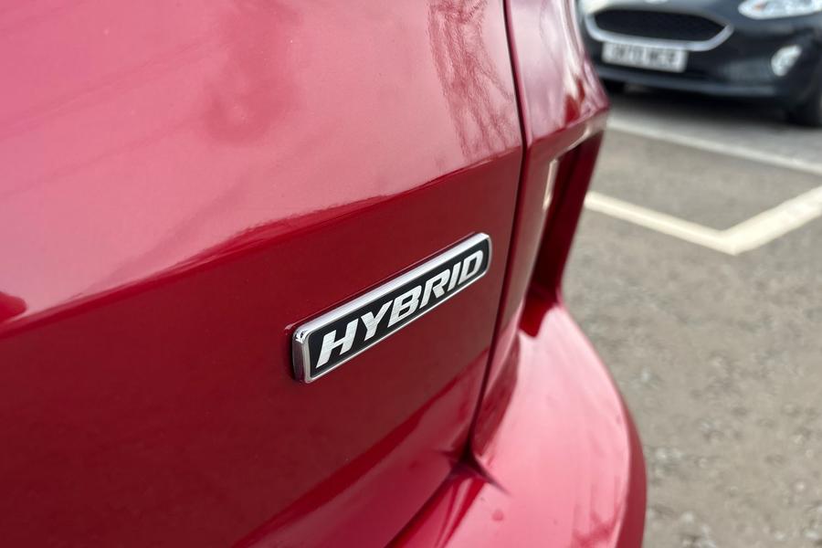 Ford Kuga Photo autoimg-8ceffc11454450216788cb8a1b09ddadae20fc53.jpg