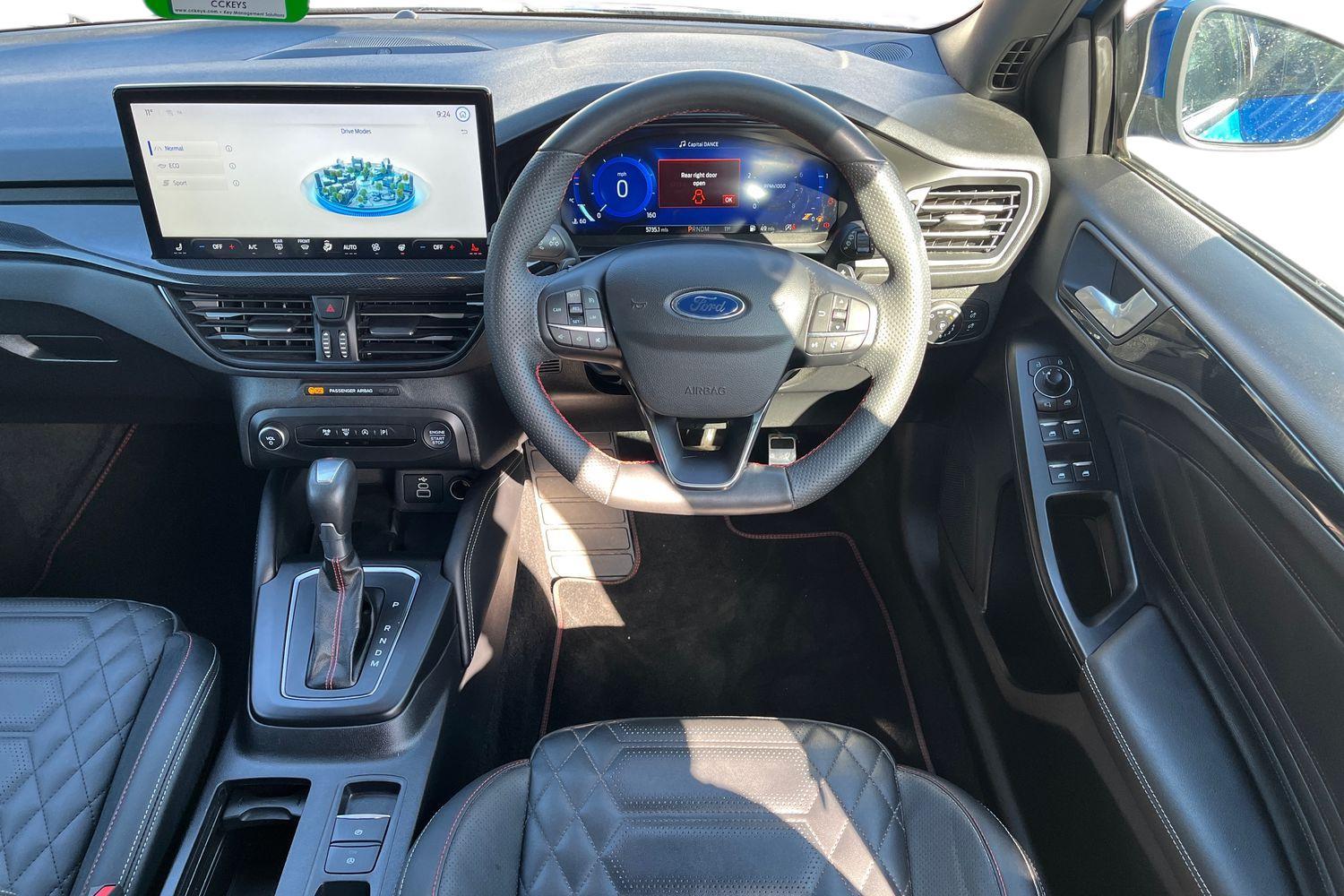 Ford FOCUS Photo 10
