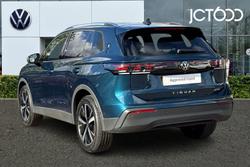 VOLKSWAGEN Tiguan Photo 3