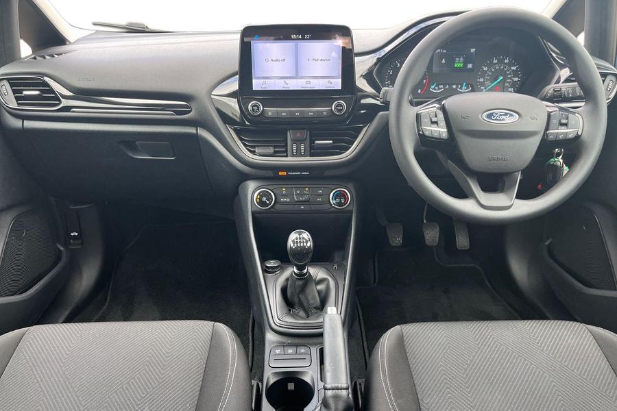 Ford Fiesta Photo autoimg-8cf92ef7523fcea5c8bc8d40701925bb485b1ae4.jpg