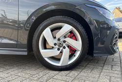 Volkswagen Golf Photo 5