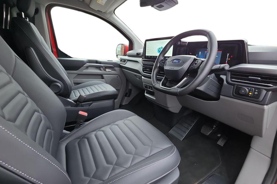 Used Ford TOURNEO CUSTOM 15