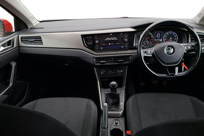 VOLKSWAGEN Polo Photo 10