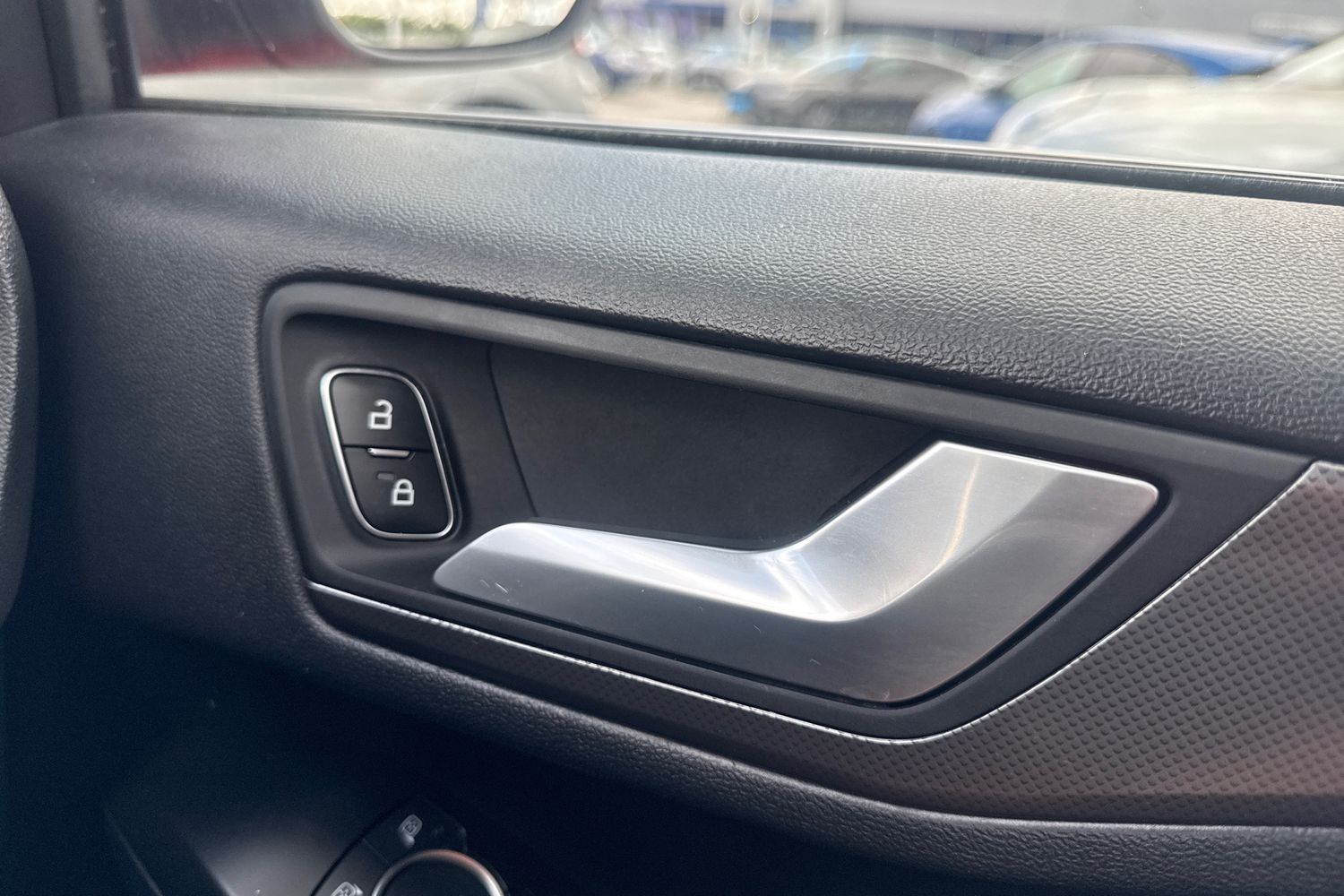 Ford FOCUS Photo 33