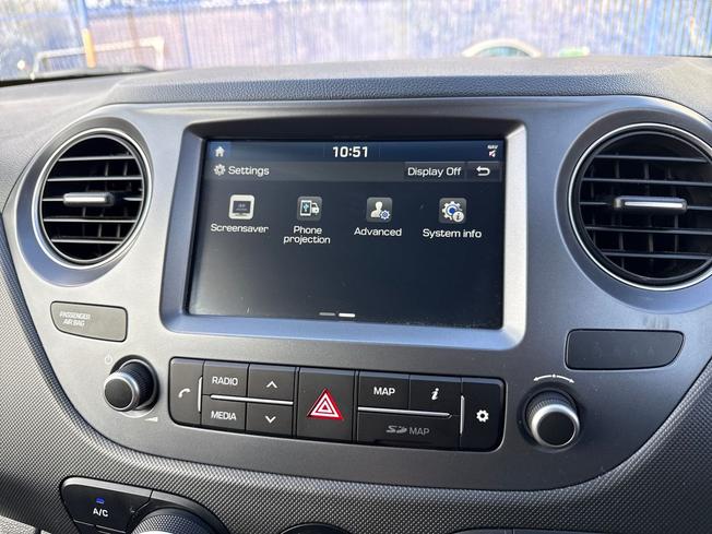 HYUNDAI i10 Photo 39