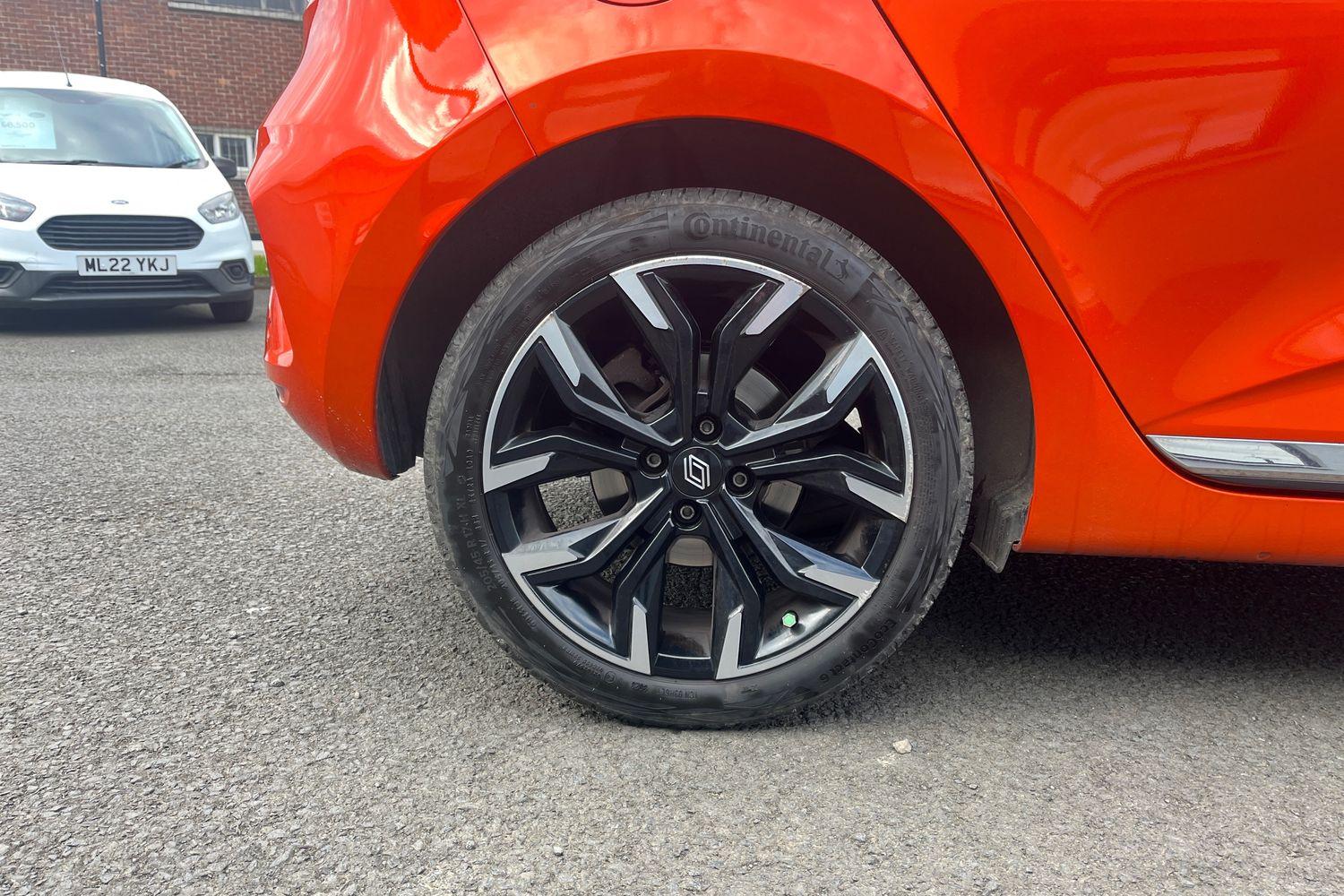 Renault CLIO Photo 7