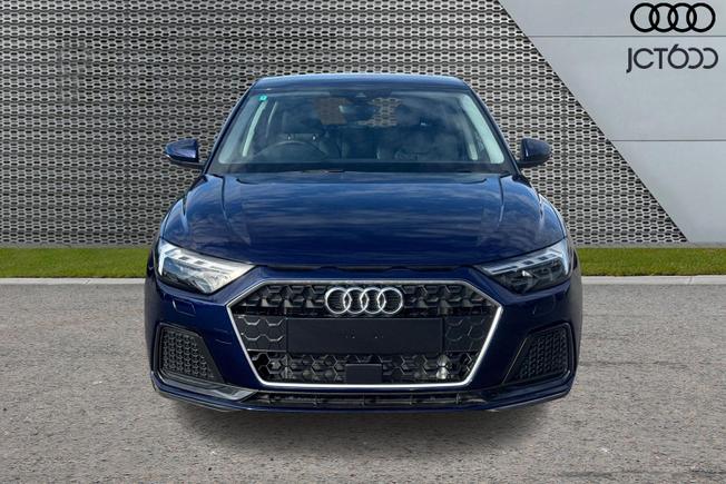 AUDI  A1 Sportback Photo 8