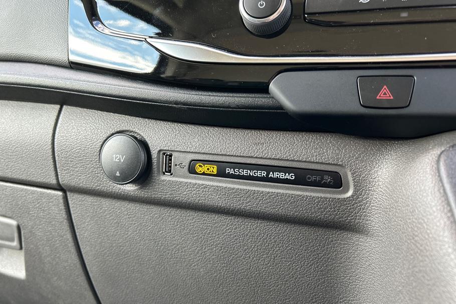 Used Ford E-TRANSIT 39