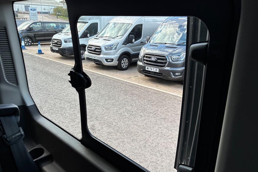 Ford TRANSIT Photo autoimg-8d070dc5b33973890bbedda43b873d148663df9a.jpg