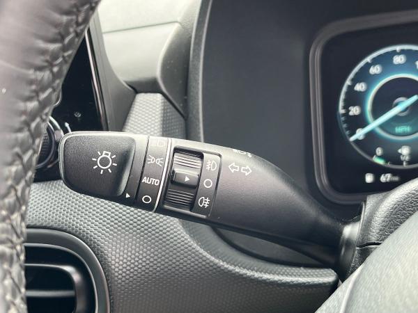 Hyundai KONA Photo autoimg-8d072ee9d988ab908db4ed38c07ab145f369b9de.jpg