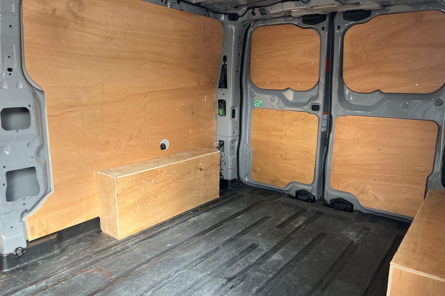 Ford TRANSIT CUSTOM Photo 4