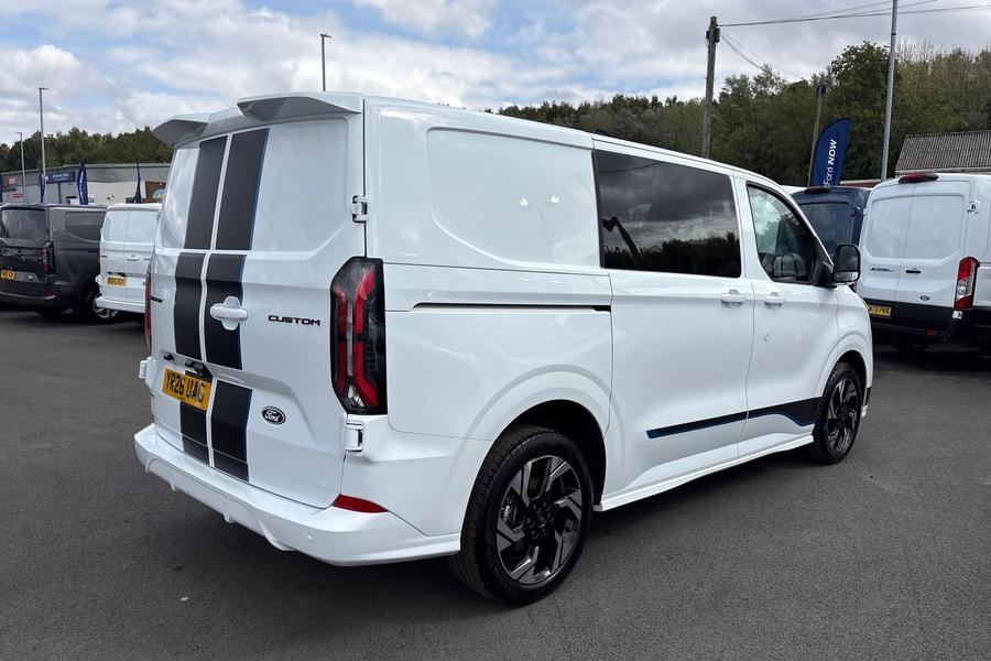 Ford TRANSIT CUSTOM Photo autoimg-8d0c7644126c91521111a94d163351a7482d71a9.jpg