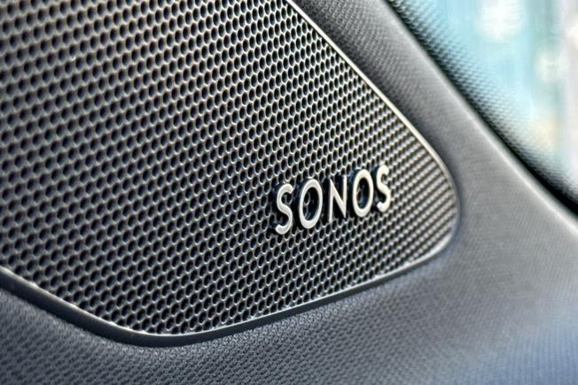 AUDI  Q4 Photo 22