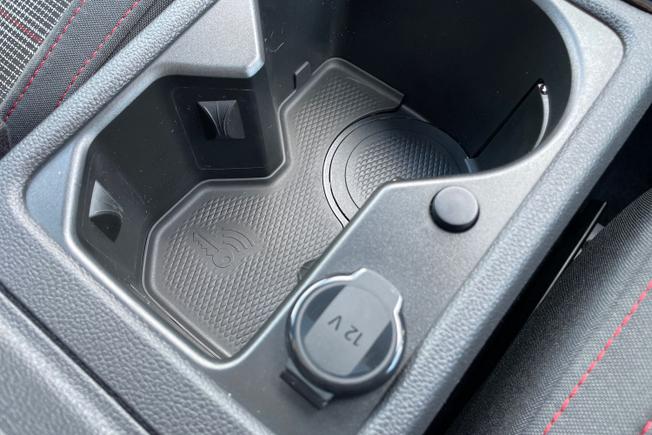 VOLKSWAGEN Golf Photo 44
