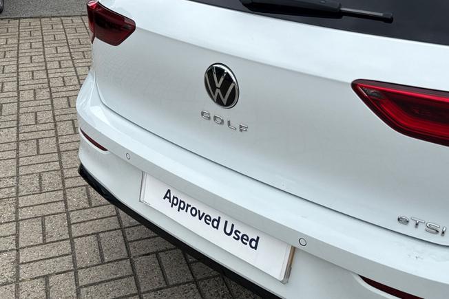 VOLKSWAGEN Golf Photo 21
