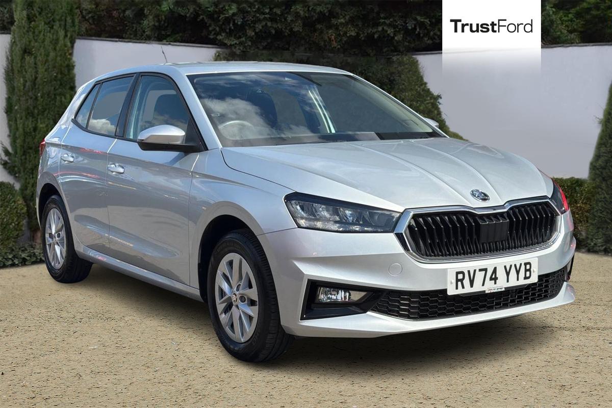 Skoda Fabia listing photo