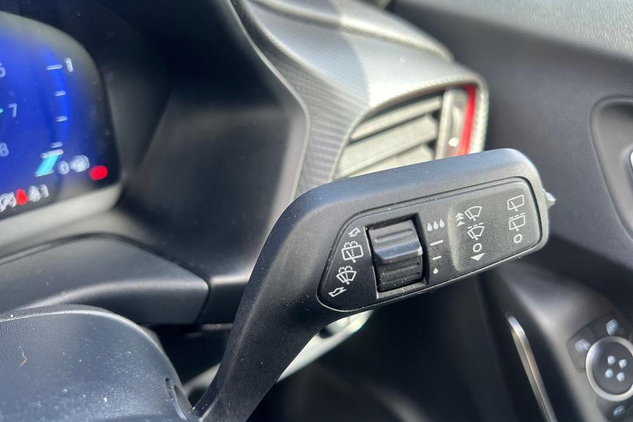 Ford PUMA Photo autoimg-8d1cc72515bb161609d99fd715281ce43b9736be.jpg