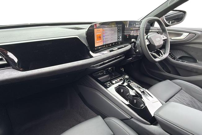 AUDI  A5 Saloon Photo 2