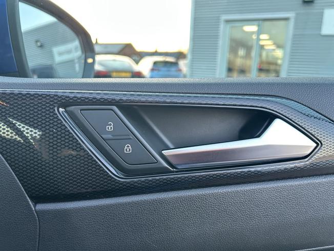 Volkswagen Polo Photo 26