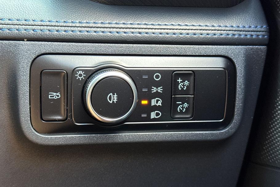 Used Ford MUSTANG 31