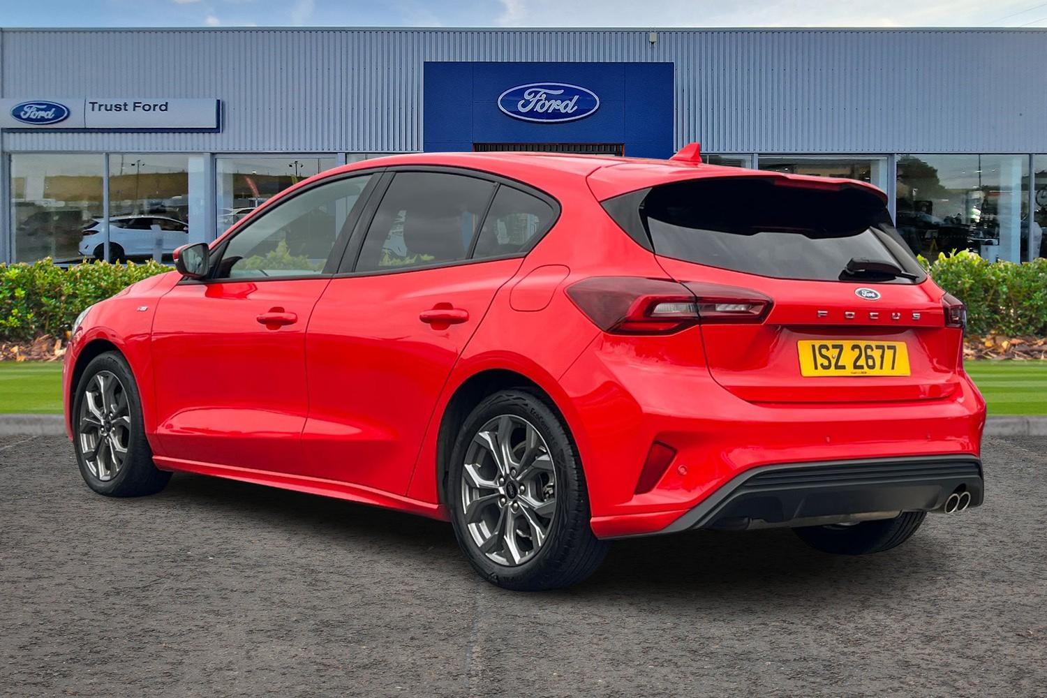 Ford Focus Photo 1
