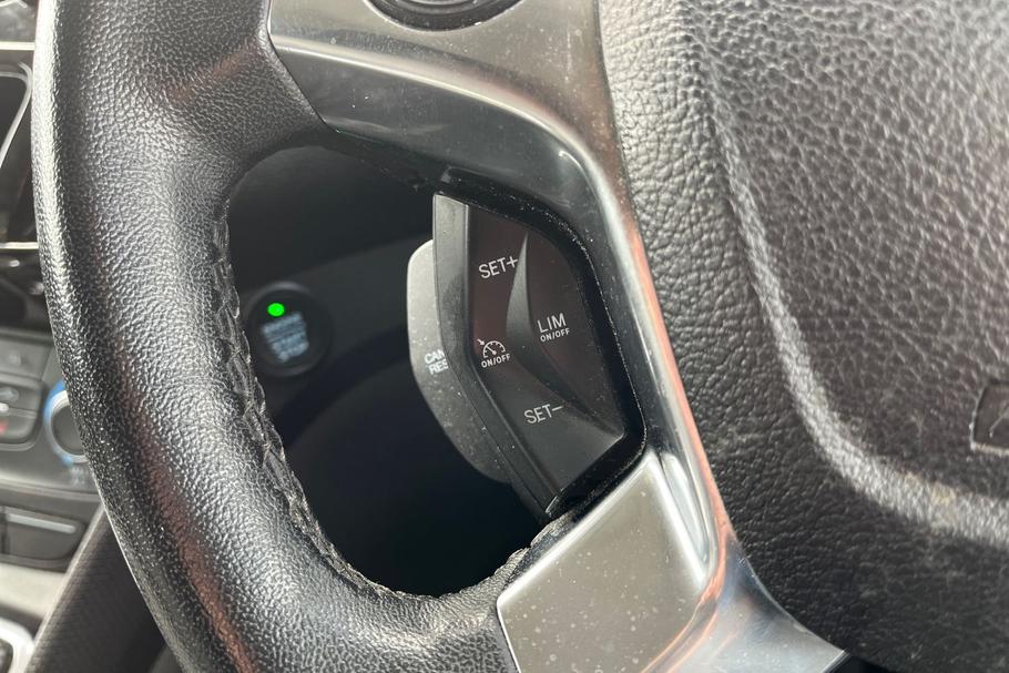 Used FORD TRANSIT CONNECT WU69ZDR 18