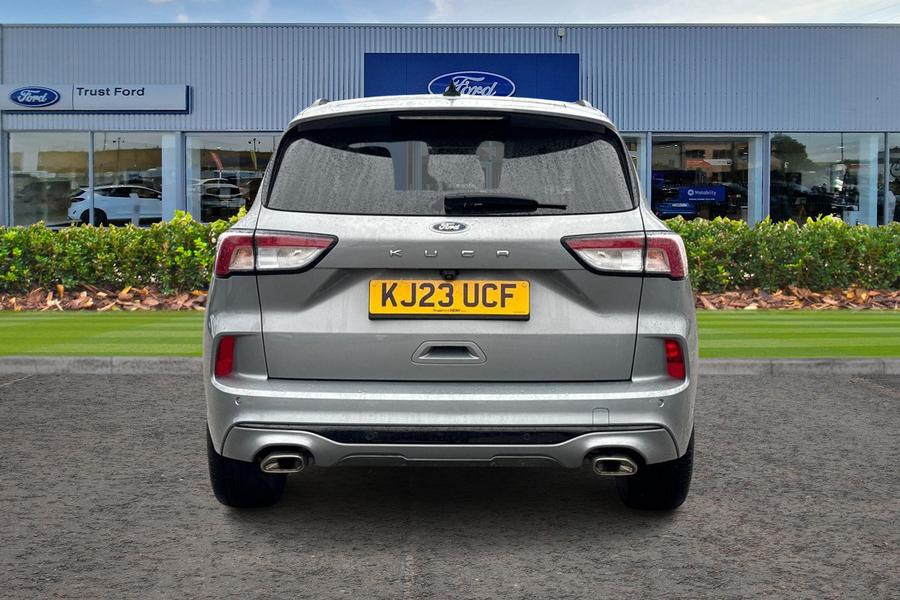 Ford KUGA Photo autoimg-8d282545308286e7bb768acce5a1d072fd53c6b2.jpg