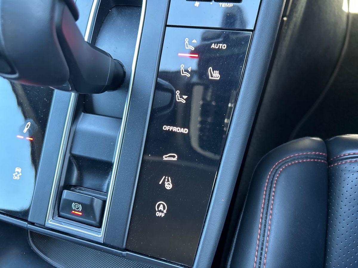 Porsche Macan Photo 37