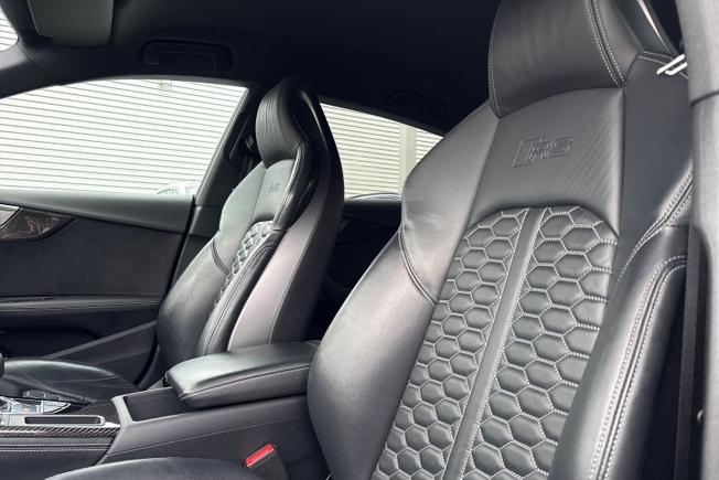 Audi RS5 Photo 46