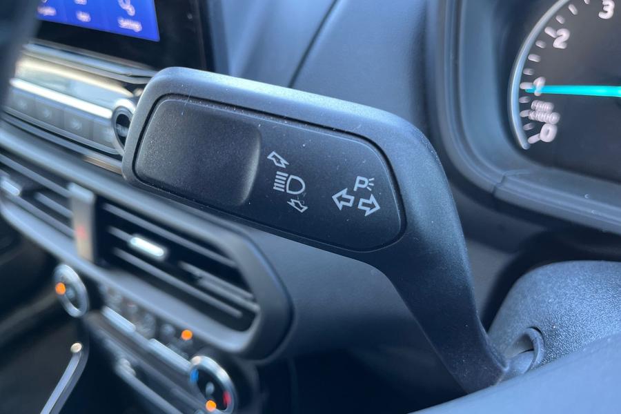 Ford ECOSPORT Photo autoimg-8d337f6835ac1d5827e18a9f7bfae7a75e5ba8dd.jpg