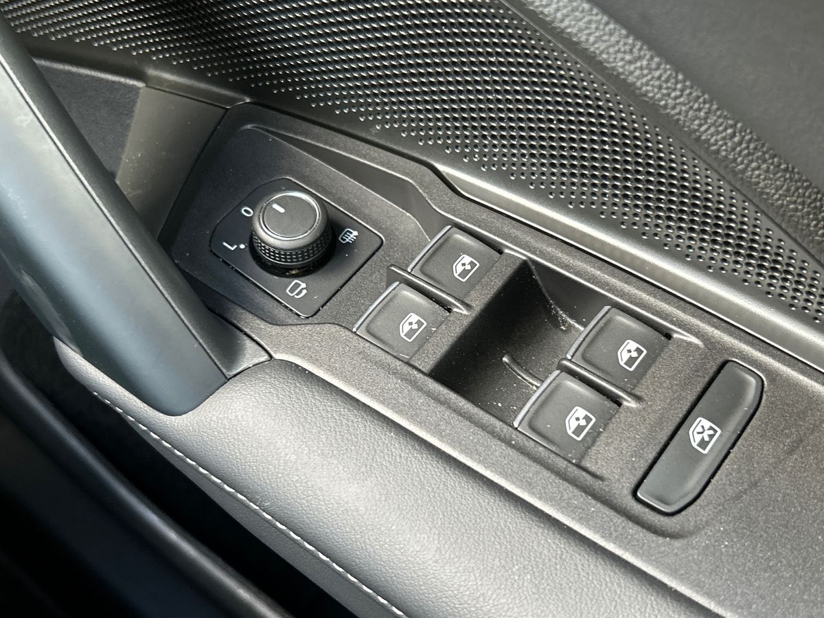 Volkswagen Tiguan Photo autoimg-8d345cf0c19922c58b490f65a3d33524cbb75f6c.jpg