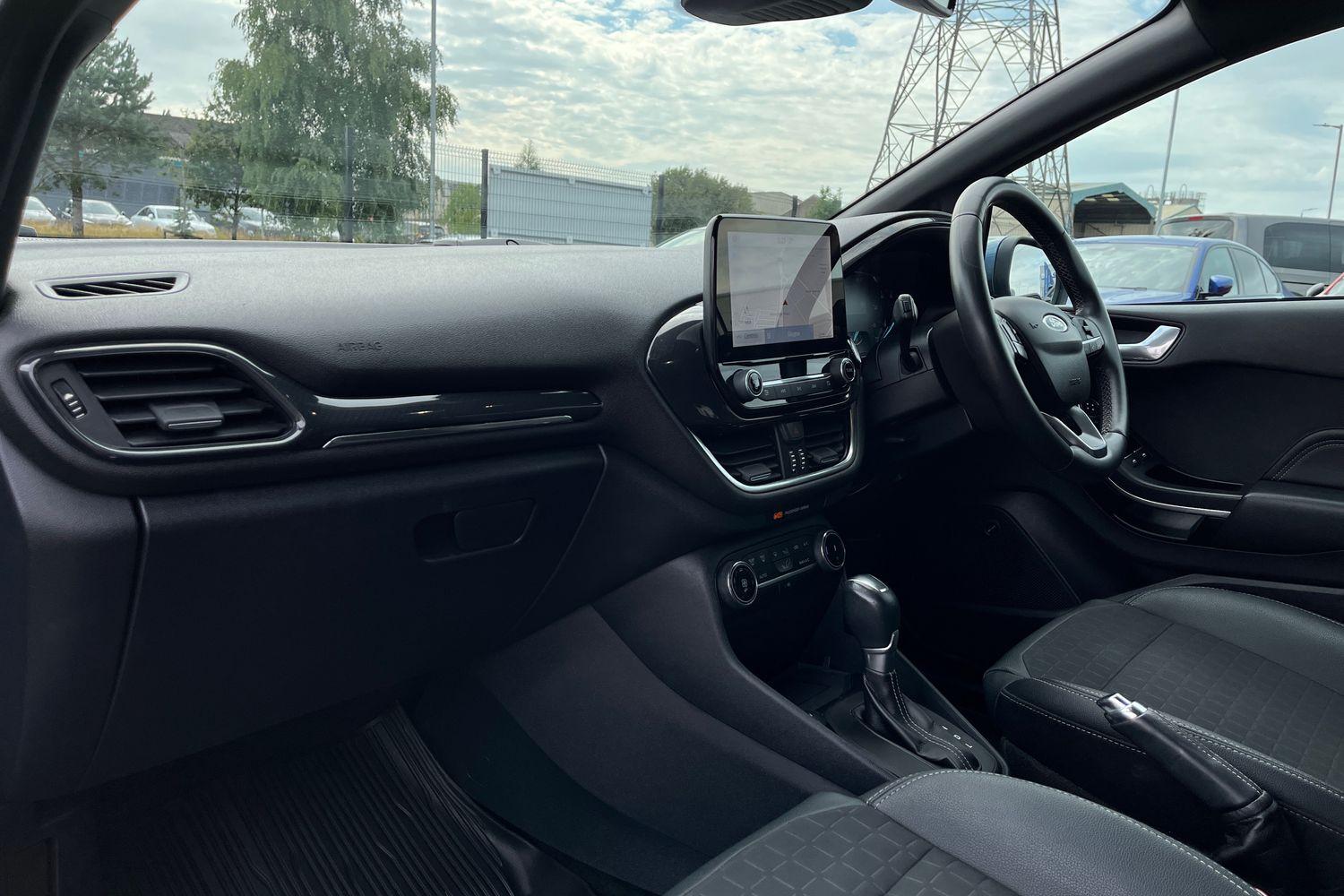 Ford Fiesta Photo 17