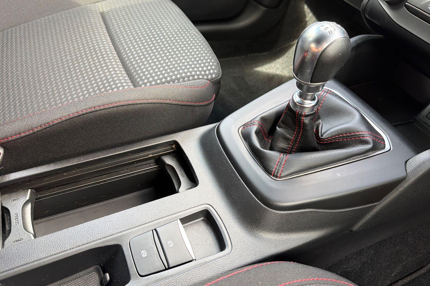 Ford FOCUS Photo 39