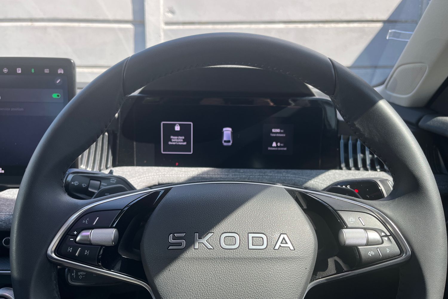 Skoda SUPERB Photo 11